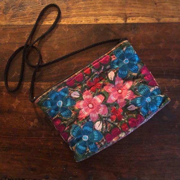 Handbags - Beautiful handbag with Embroidery floral